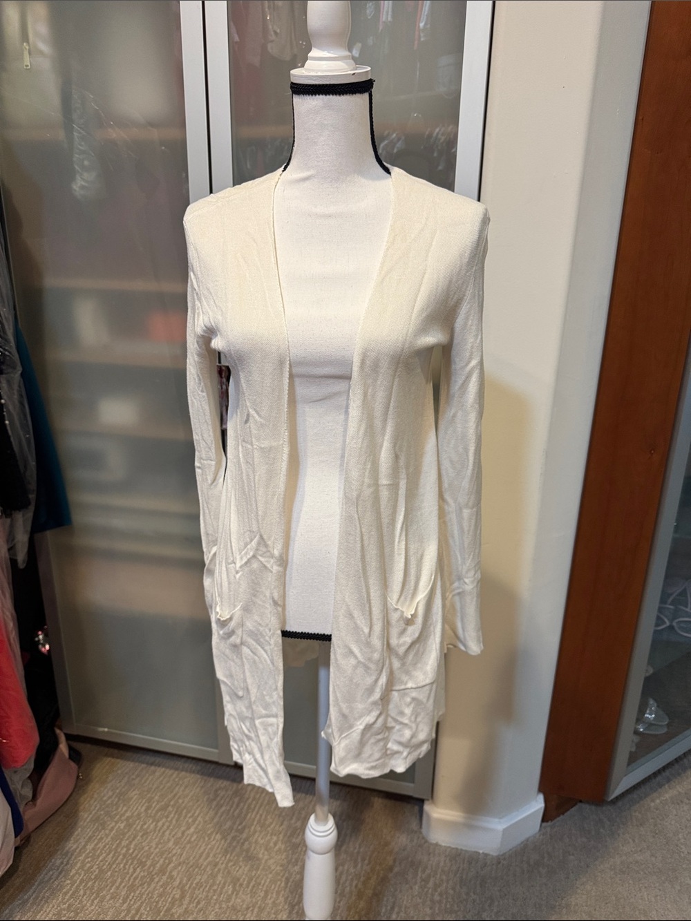 Joseph A Cream Open-Front Lightweight Cardigan